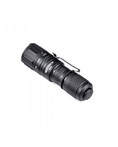 Kompakte, wiederaufladbare taktische Lampe TA20 - weißes Licht - 1000 Lumen